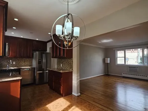 41-04 20th Road image 5 of 17