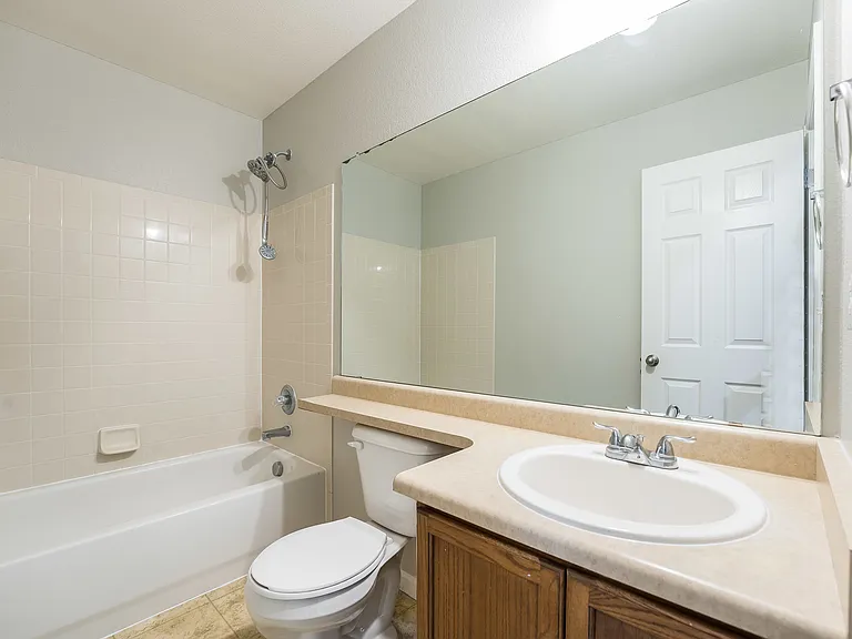 10049 Jasper St — Photo 16