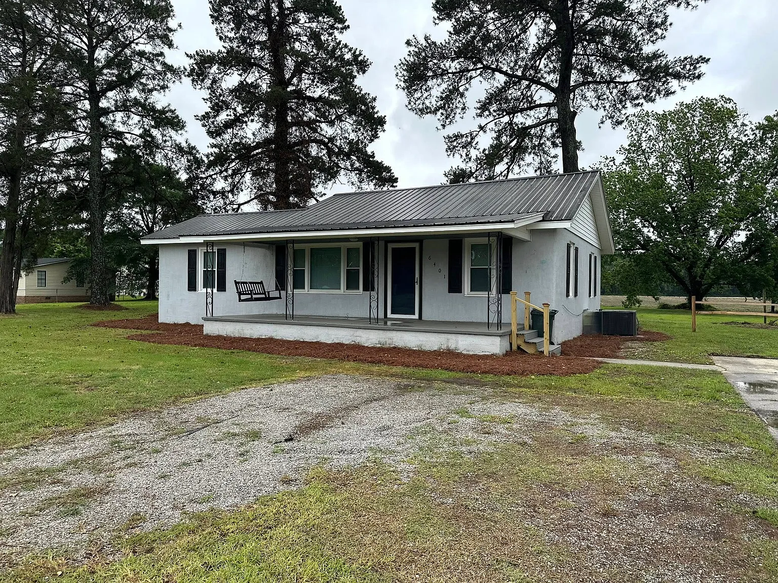 3 bed, 1352 sqft, $1,400 — Photo 3