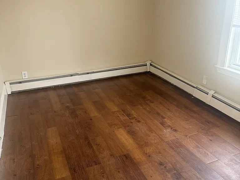 121 High Rock St — Photo 6
