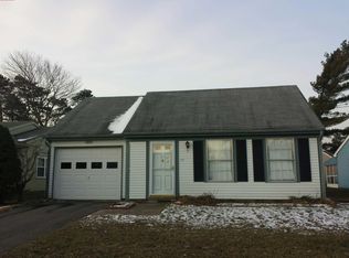 217 Huntington Dr, Southampton, NJ 08088