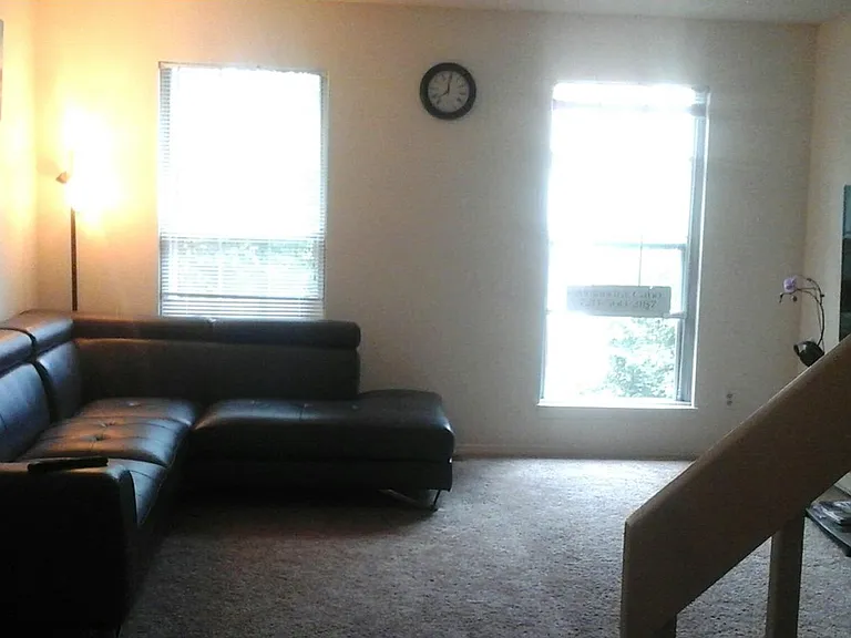 932 S Paris Ct — Photo 4