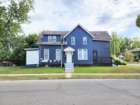 fort-wayne-indiana-445010387 picture