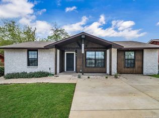 9126 Five Forks St, San Antonio, TX 78245