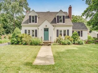 12 Fallston St, Springfield, MA 01119