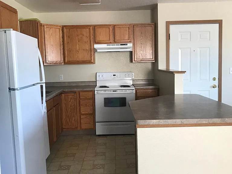 7029 Freedom Ct #D — Photo 4
