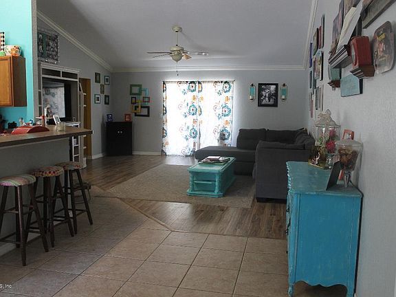 5th image of 10085 SE 106th St