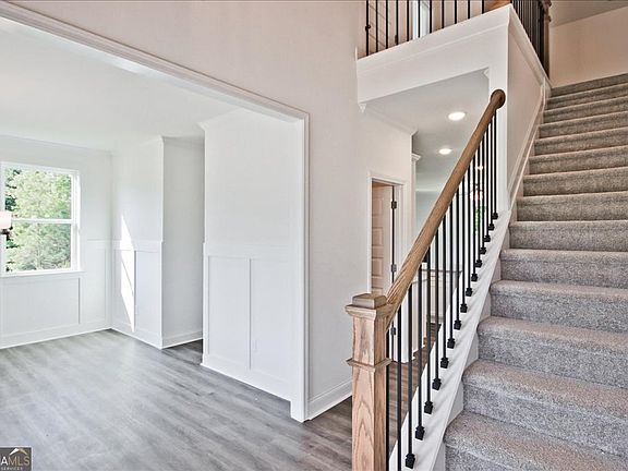3rd image of 5956 Spring Way