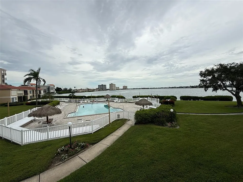 6158 Palma Del Mar Blvd S #205