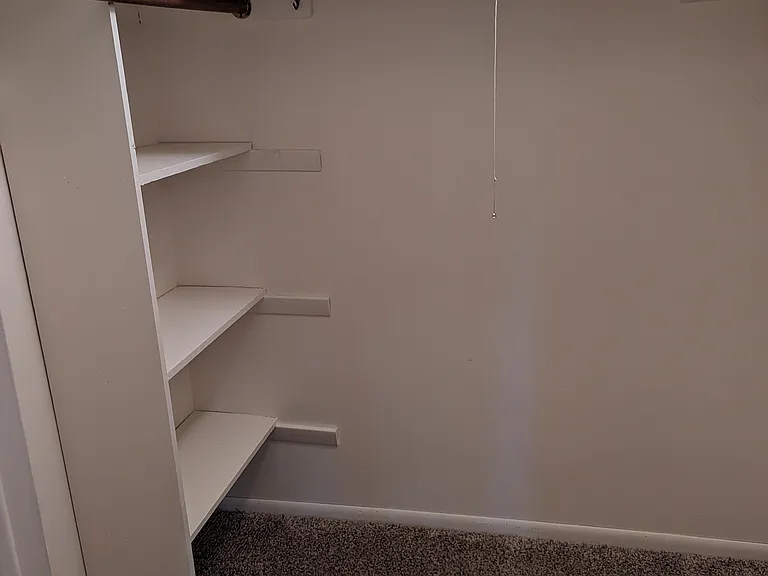 452 S Saint Bernard Dr — Photo 9