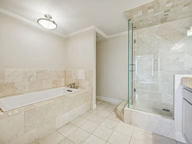 5909 Luther Ln #2105 — Photo 18