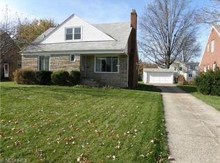 2660 Forestview Ave, Rocky River, OH 44116