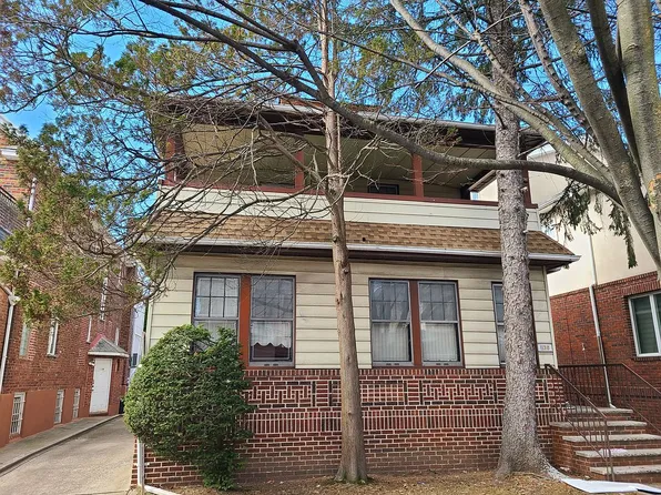 1136 E 24th St, Brooklyn, NY 11210