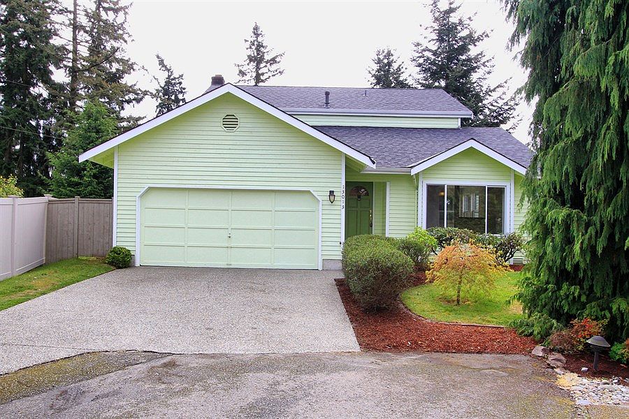 1st image of 13013 NE 70th Dr