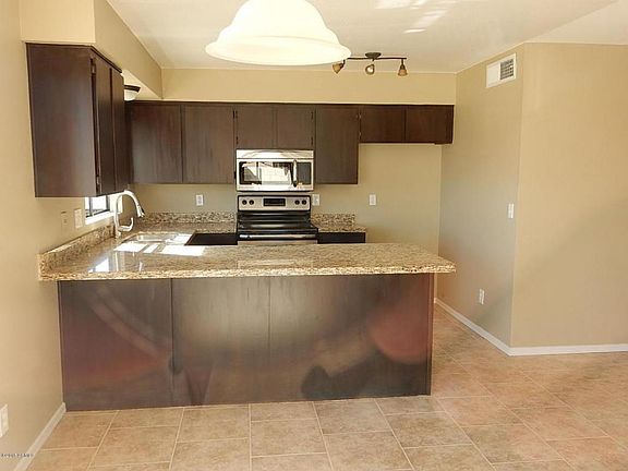 3rd image of 8013 W Sahuaro Dr