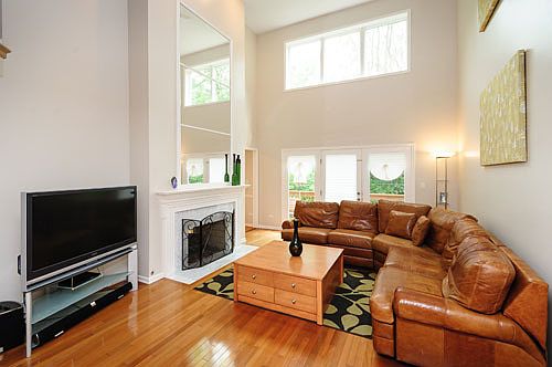 4th image of 11141 Indian Woods Dr