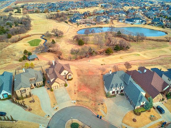2nd image of 16824 Little Leaf Ln
