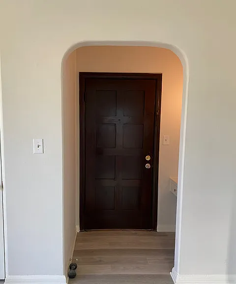 FRONT DOOR ENTRANCE