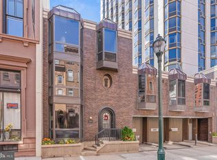 2018 Walnut St #2018, Philadelphia, PA 19103