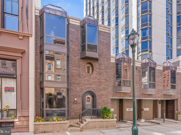 2018 Walnut St #2018, Philadelphia, PA 19103