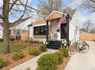 396 Auburn St, Plymouth, MI 48170