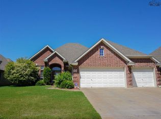 4934 Silver Crest Dr, Wichita Falls, TX 76310