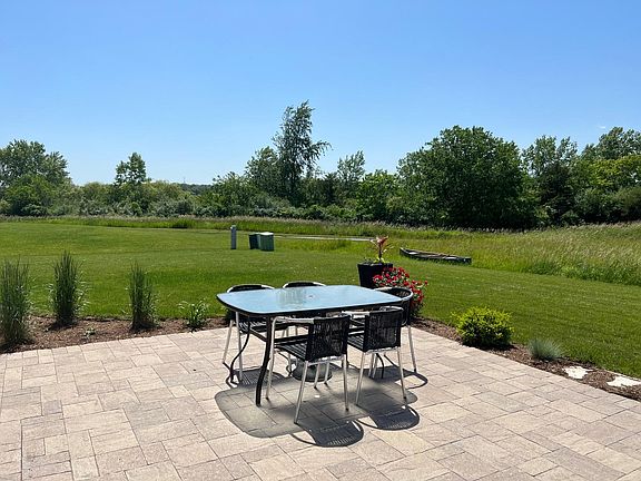 5th image of 1806 White Lake Dr
