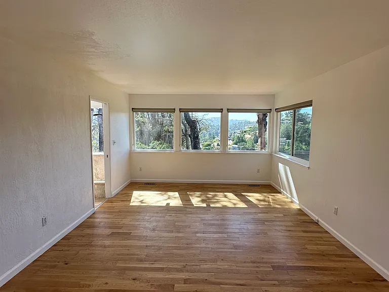 18 Pepper Way — Photo 43