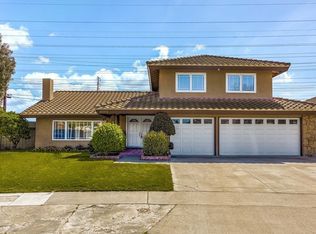 20252 Ravenwood Ln, Huntington Beach, CA 92646