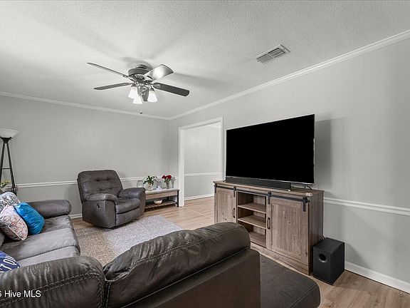 5th image of 3308 Quaker Spring Road