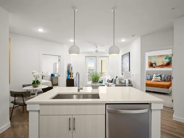 6324 N Lamar Blvd #419, Austin, TX 78752