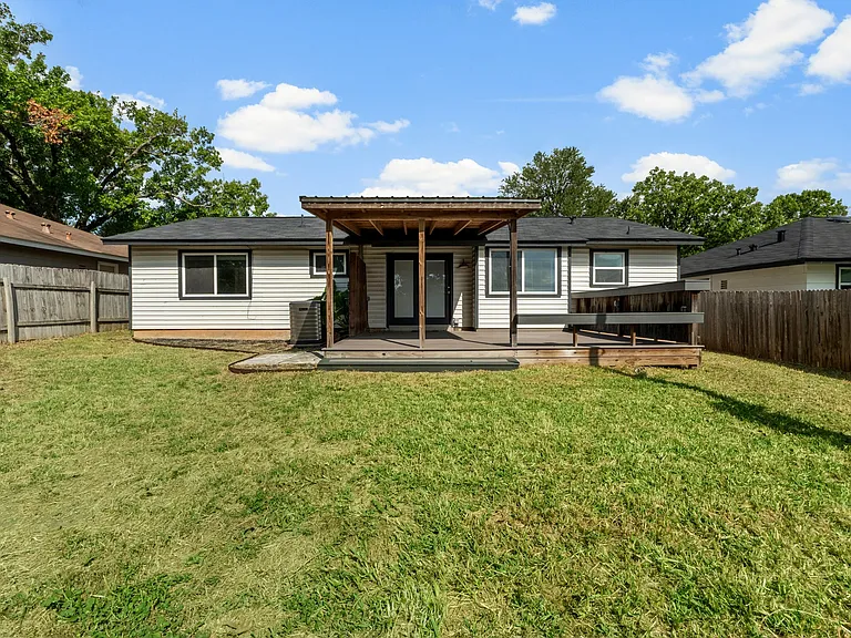10107 Floyd Dr — Photo 28