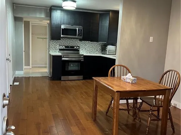 179 Vine St S, Saint Catharines, ON L2R 3Y7