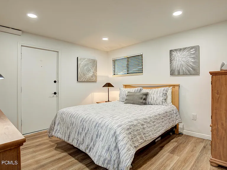 1482 Empire Ave #M3 — Photo 15