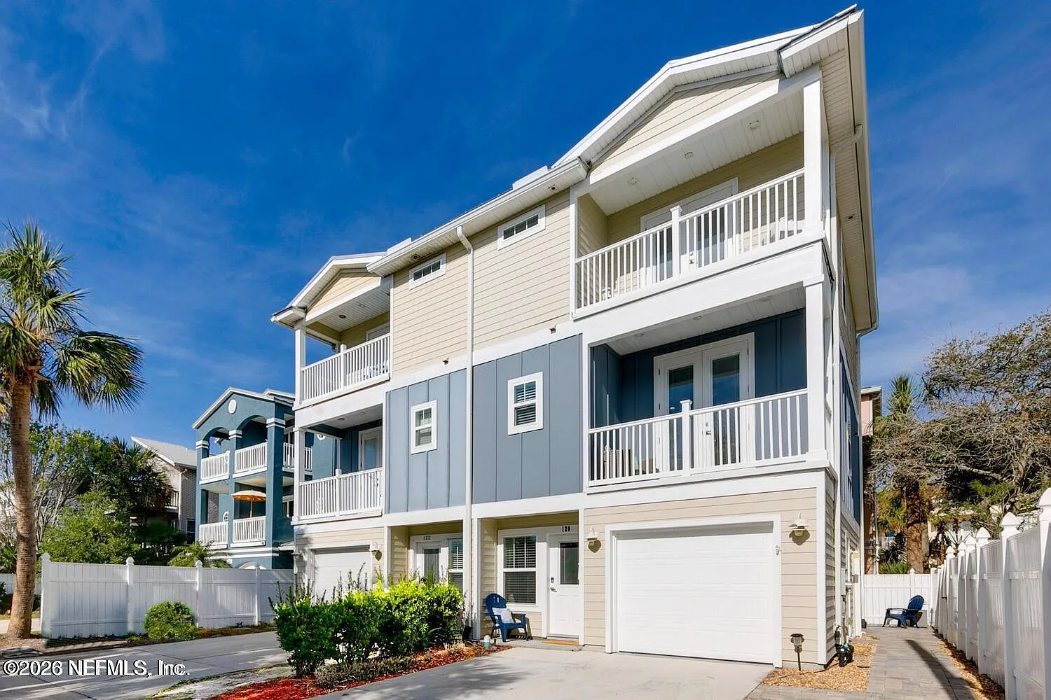 3 bed, 3.5 bath, 1554 sqft, $4,500 — Photo 1