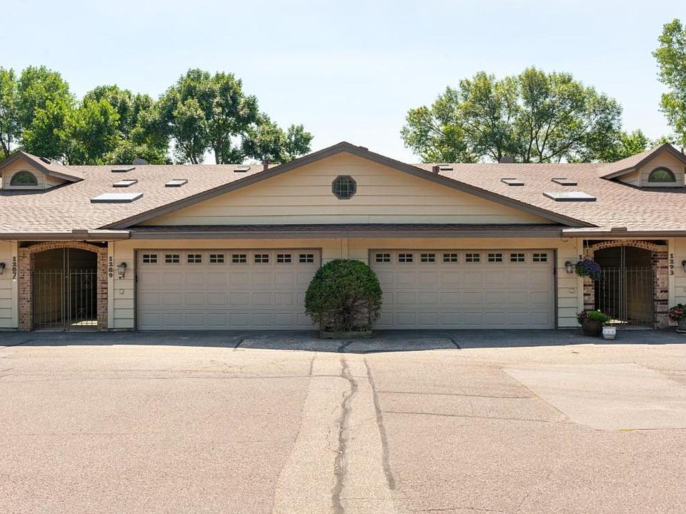 1st image of 1289 Black Oaks Ct N