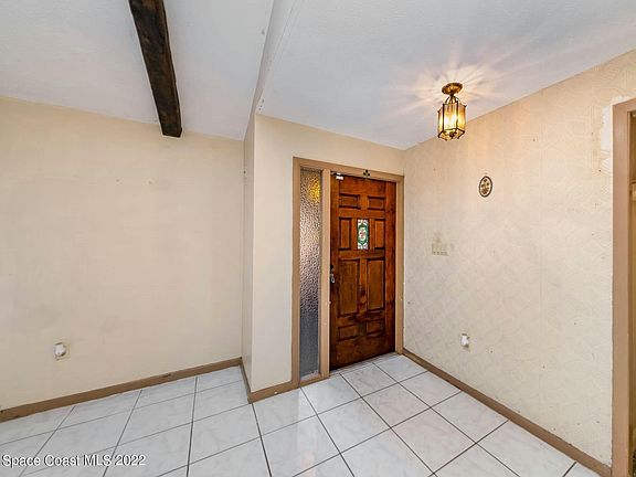 3rd image of 3640 Marion St