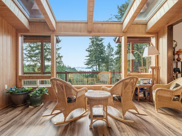 380 S 80th Dr, Somers, MT 59932