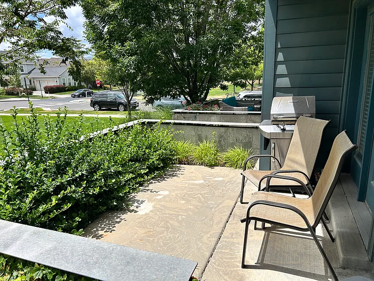 4554 W Vermillion Dr — Photo 18
