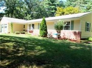 11 Crockett Dr, Chelmsford, MA 01824