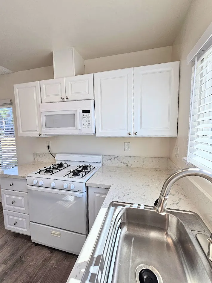 1 bed, 650 sqft, $1,995 — Photo 1