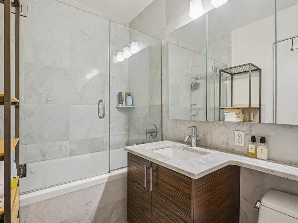 11-24 31st Avenue image 8 of 16