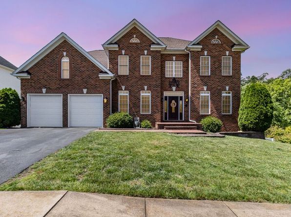 1012 W Kensington Cir