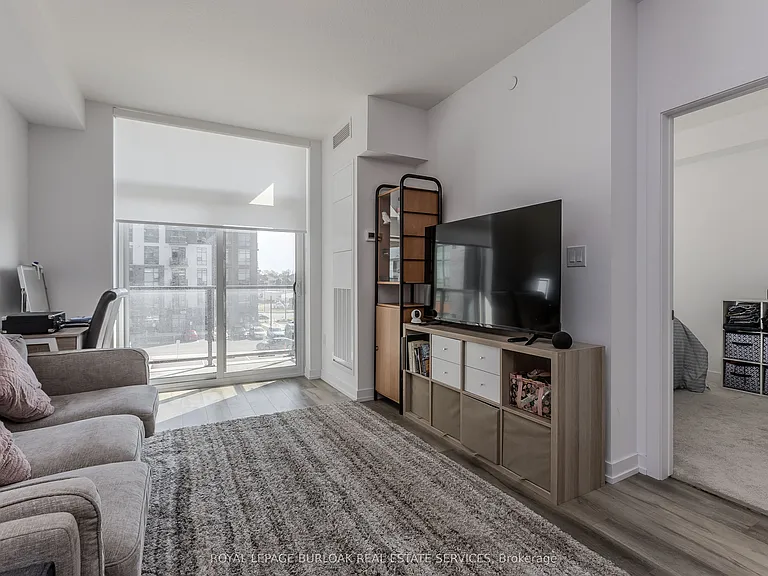 470 Dundas St E #317 — Photo 18