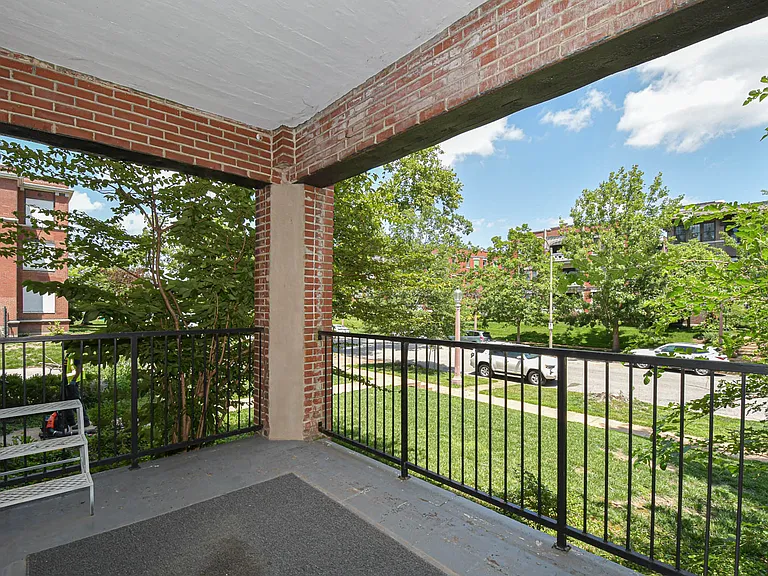 5528 Waterman Blvd #1N — Photo 24