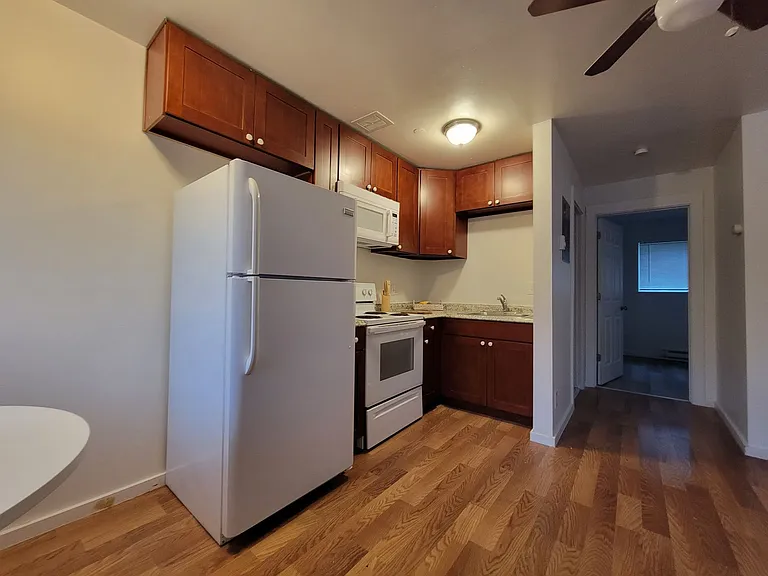 1458 S Columbian Way — Photo 8