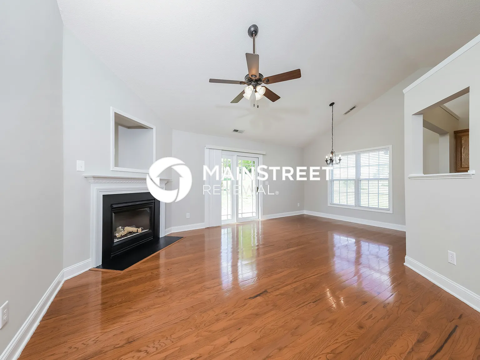 4700 Seminole Ct — Photo 3