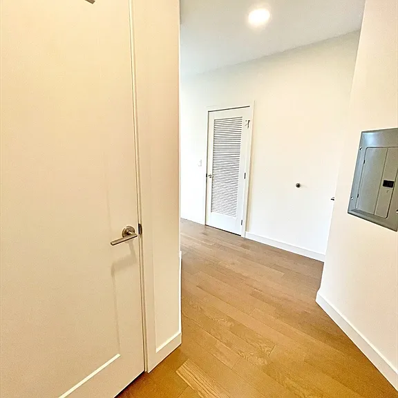 45 Lewis St #518 — Photo 11