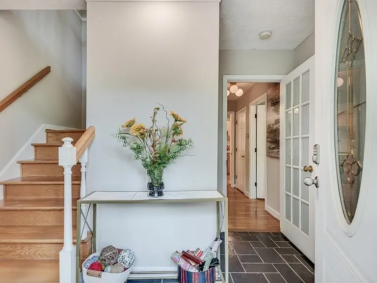 2663 Rangewood Dr — Photo 5
