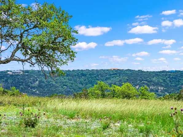 200 Countless Views Dr, Kerrville, TX 78028